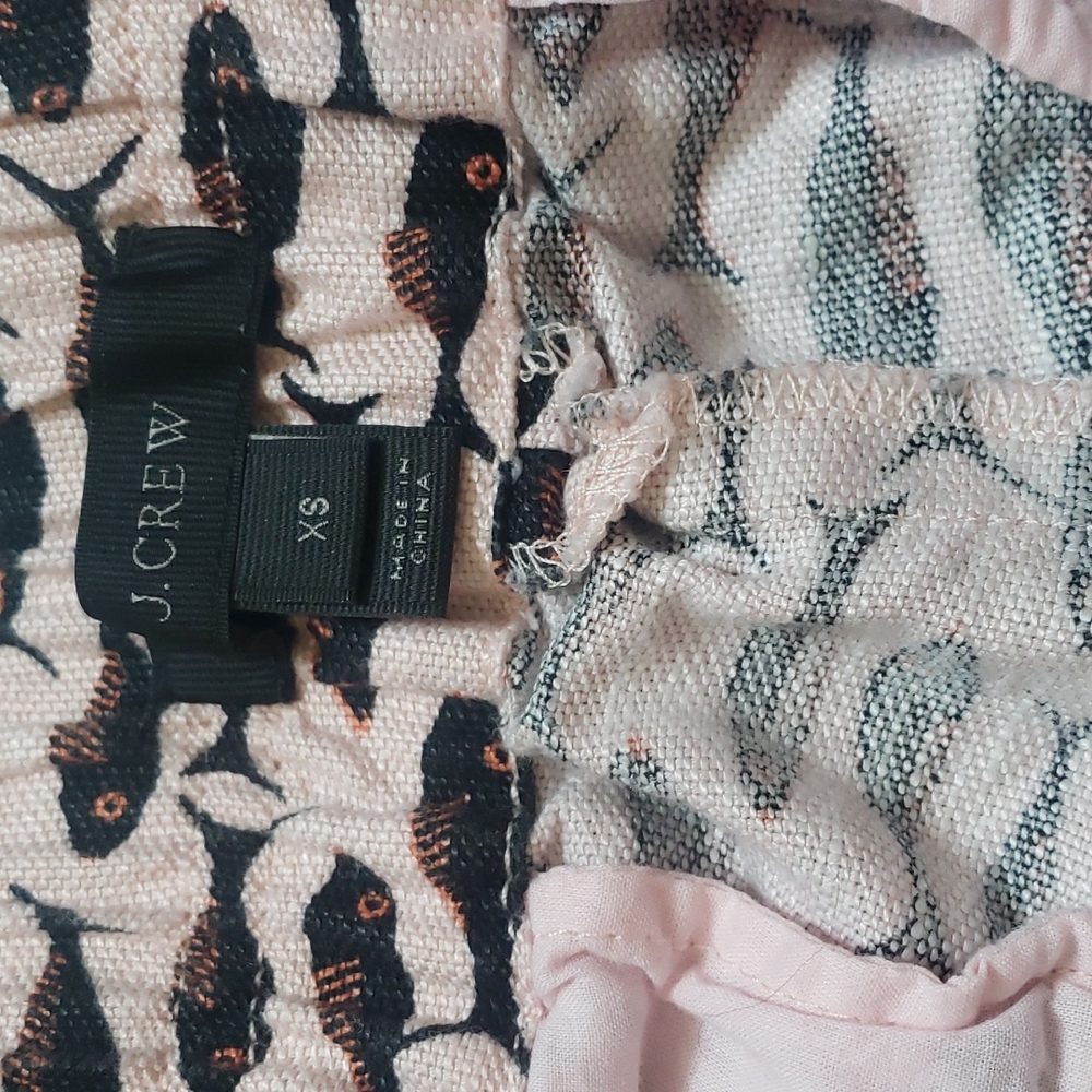 J. Crew pull on shorts with minnows - Picture 3 of 5